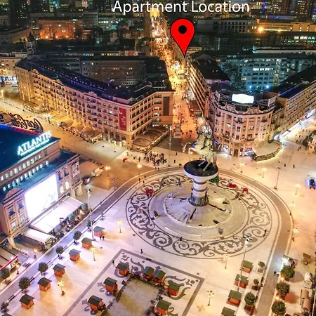 Rooftop Apartment At Mainsquare Skopje Exterior photo